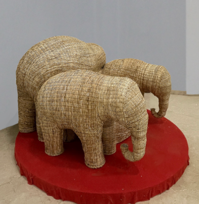 Elephant throne 2